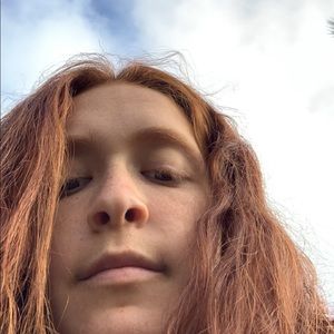 Meet your Posher, Sarina